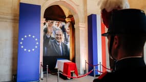 Le cercueil de Jacques Chirac aux Invalides, dimanche 29 septembre 2019.