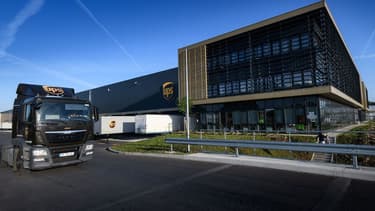 Ups Inaugure Sa Plate Forme Logistique Geante En Ile De France