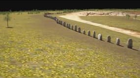 A moins de trois kilomètres du célèbre site de Stonehenge, 90 pierres couchées et agencées en forme de "C" ont été découvertes.