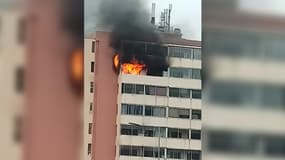 Un incendie s'est déclaré mercredi 20 septembre 2023 dans un appartement à Toulon.