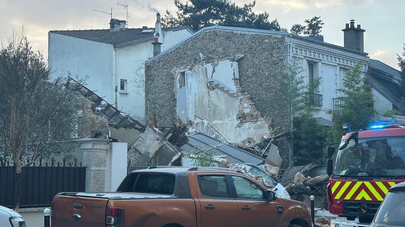 Boulogne-Billancourt: une maison en rénovation s'effondre, un ouvrier sorti des décombres et quatre personnes blessées