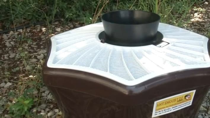 Un piège à moustiques.