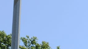 Une policière aide une femme à accoucher, dans un commissariat à La Réunion. (Photo d'illustration)