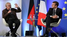 Daniel Cohn-Bendit et Emmanuel Macron lors d'un débat sur l'Europe organisé en Allemagne, le 10 octobre 2017