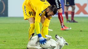 Filip Gacevski et le chien