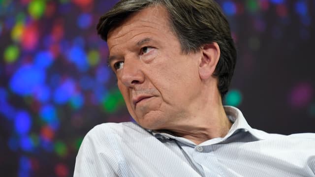 Gilles Pélisson, le PDG de TF1, ne désarme pas face à l'ultimatum de Canal et aux menaces d'Orange et Free.