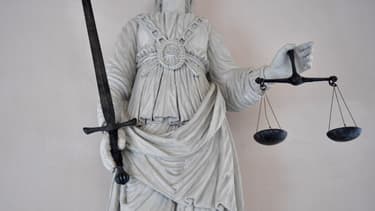 Une statue représentant la déesse de la justice tenant le symbole de la balance, à Rennes (illustration)