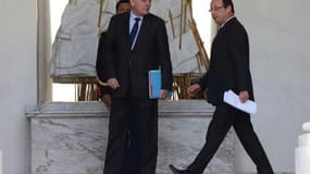 35% de bonnes opinions pour François Hollande, 33% pour Jean-Marc Ayrault.