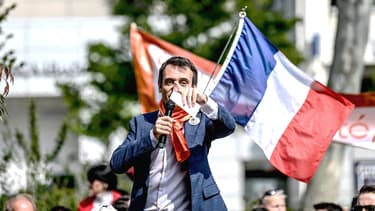 Florian Philippot lors d'une manifestation anti-confinement à Lyon, samedi 17 avril 2021