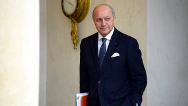 Laurent Fabius estime qu'il ne faut pas entrer en guerre avec la Russie.