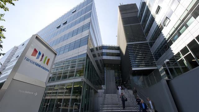 Les syndicats CGT et FO de France Télévisions ont appelé mardi à une grève le 2 octobre contre la "démolition programmée" du groupe de télévision public, à qui il manquera selon eux 200 millions d'euros à court terme pour financer ses activités. /Photo d'
