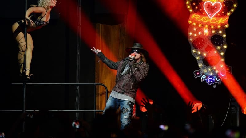 Le chanteur des Guns N'Roses en plein concert