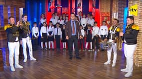 Une chanson anti-Macron diffusée à la télévision azérie en octobre 2022.