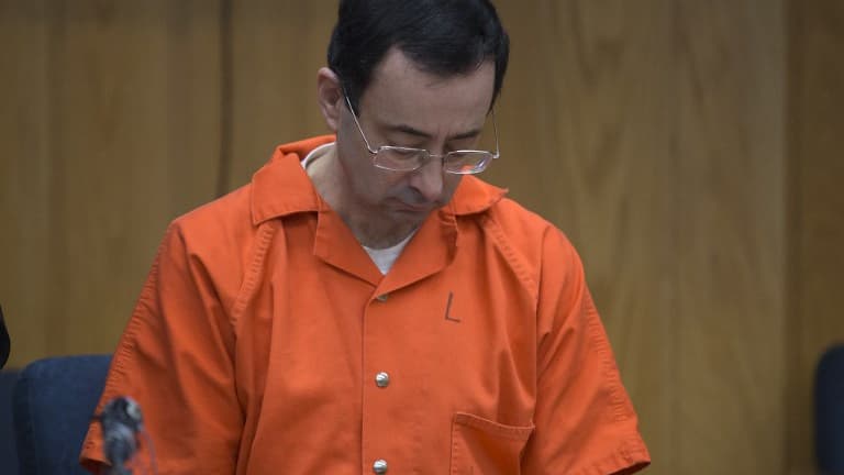 Le médecin Larry Nassar a été accusé par plus de 250 jeunes femmes d'avoir abusé d'elles en prétextant des traitements