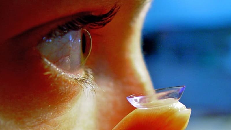 États-Unis: 23 lentilles de contact retirées de l'oeil d'une patiente