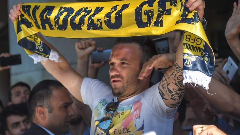 Mathieu Valbuena rejoint Fenerbahçe