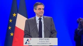 François Fillon lors de son meeting à Poitiers le jeudi 9 février.