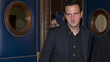 La cour d'appel de Paris rejugera du 4 au 28 juin 2012 l'ex-trader de la Société générale Jérôme Kerviel, condamné en première instance à cinq ans de prison dont trois ferme pour une perte de 4,9 milliards d'euros subie par la banque en 2008. /Photo d'arc