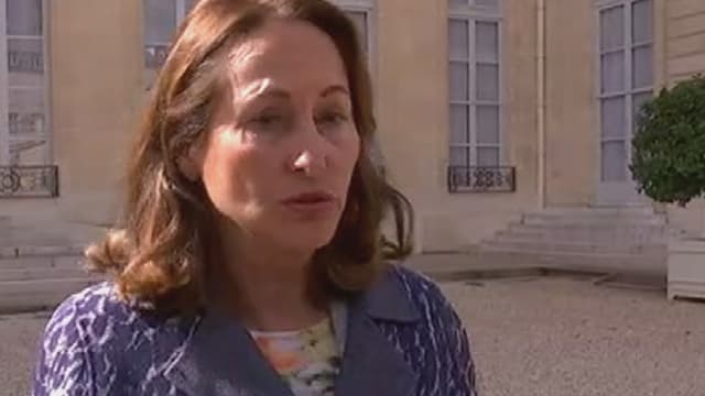 Ségolène Royal à la sortie du Conseil des ministres.