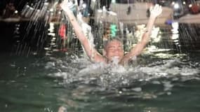 À 12 ans, il traverse 40 km à la nage contre le cancer