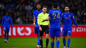 Clément Turpin lors d'OL-Nice, le 16 février 2024.