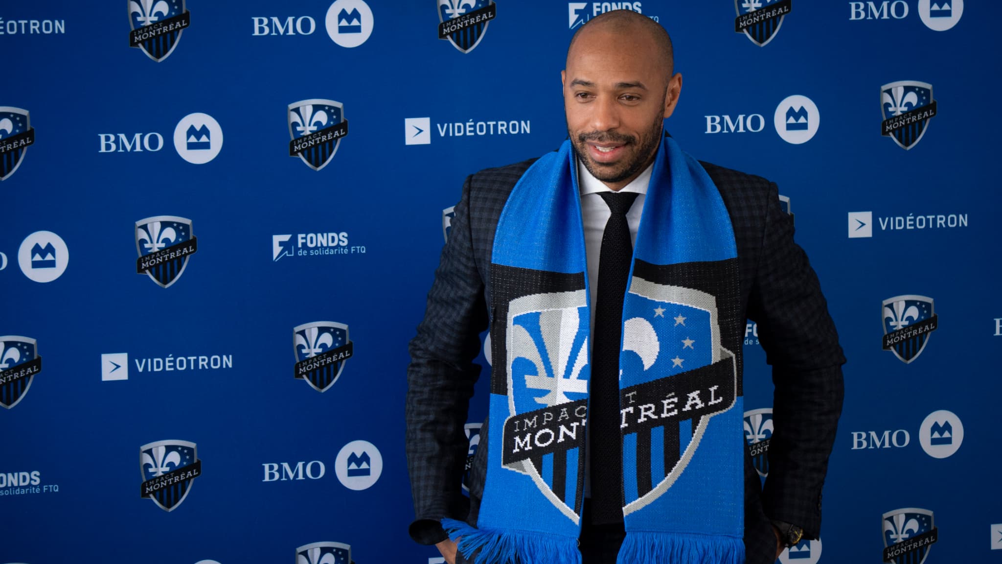 Thierry Henry lors de sa signature avec l'Impact Montréal en novembre 2019
