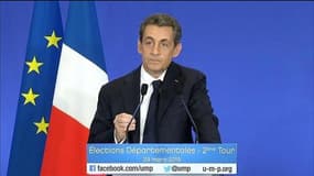 "Jamais notre famille politique n'avait gagné autant de départements", se réjouit Sarkozy