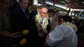 François Hollande effectue un déplacement dans le Pacifique.