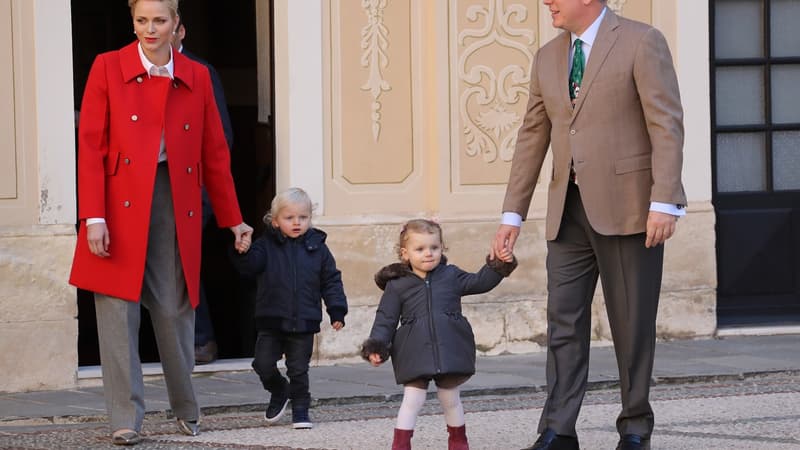 Albert de Monaco, la princesse Charlène et leurs enfants.