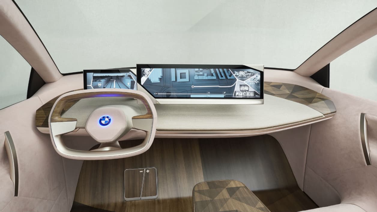 Le poste de conduite du BMW iNext Le poste de conduite du BMW iNext