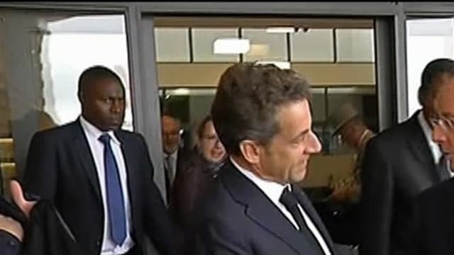 Sarkozy et Hollande ont été d'"aussi mauvais" présidents, pour les deux tiers des Français.