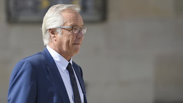 François Rebsamen le 2 septembre 2015 après son dernier conseil des ministres, à l'Elysée.