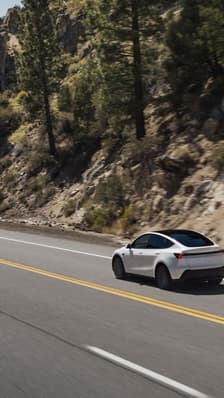  Tesla dévoile des modèles à moins de 40.000 euros 