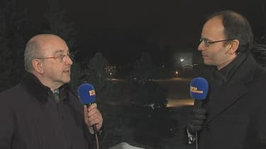 Joaquin Almunia (à gauche), au micro de Benaouda Abdeddaïm, est prêt pour un grand marché européen des télécoms