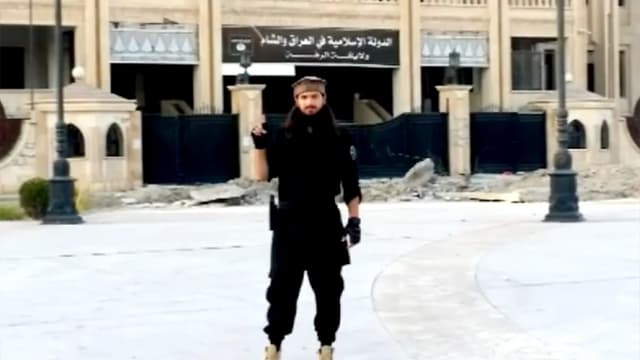 Maxime Hauchard est un Français de 22 ans, parti rejoindre les rangs de Daesh en Syrie il y a plus d'un an.