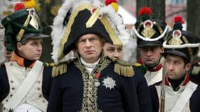 L'historien russe Oleg Sokolov, habillé en Napoléon, lors d'une reconstitution historique en 2005 en Russie