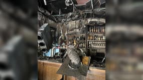 L'intérieur du pub Ma Nolan's de Cannes, ravagé par un incendie dans la nuit du 10 au 11 décembre 2024.