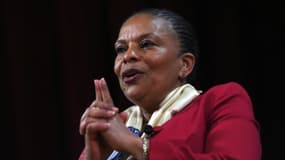 Christiane Taubira s'empare ce jeudi de la deuxième place du classement en librairie après la sortie se son ouvrage "Murmures à la Jeunesse" - Jeudi 11 Février 2016
