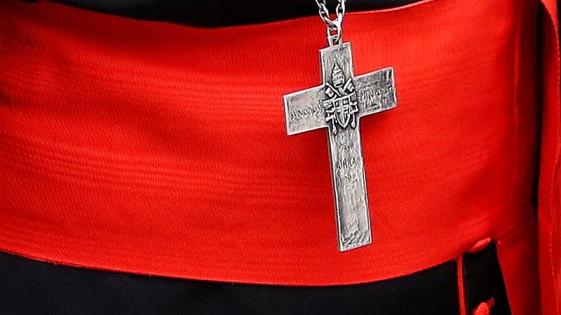 Les 115 cardinaux se réunissent à partir de mardi dans la Chapelle Sixtine pour élire le Pape.