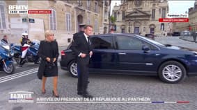Panthéonisation de Robert Badinter: les images de l'arrivée d'Emmanuel et Brigitte Macron 