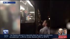Paris: des centaines de passagers évacuent le métro après une nouvelle panne