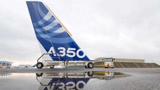 Le tout premier A350 à sortir d'usine pour rejoindre une compagnie aérienne sera livré ce lundi à Qatar Airways. 