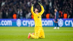 Alisson Becker lors du 8e de finale aller de Ligue des champions entre le PSG et Liverpool - le 05/03/2025