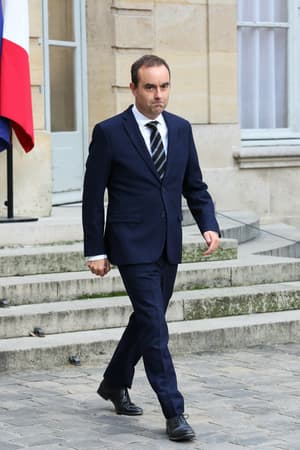 "Il a compris qu'il n'allait pas y arriver": le récit des 12 heures du très éphémère gouvernement de Sébastien Lecornu
