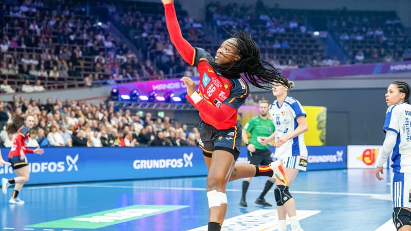 "Vous remplissez l'Ã©quipe de femmes noires et vous perdez quand mÃªme", l'Ã©quipe d'Espagne...