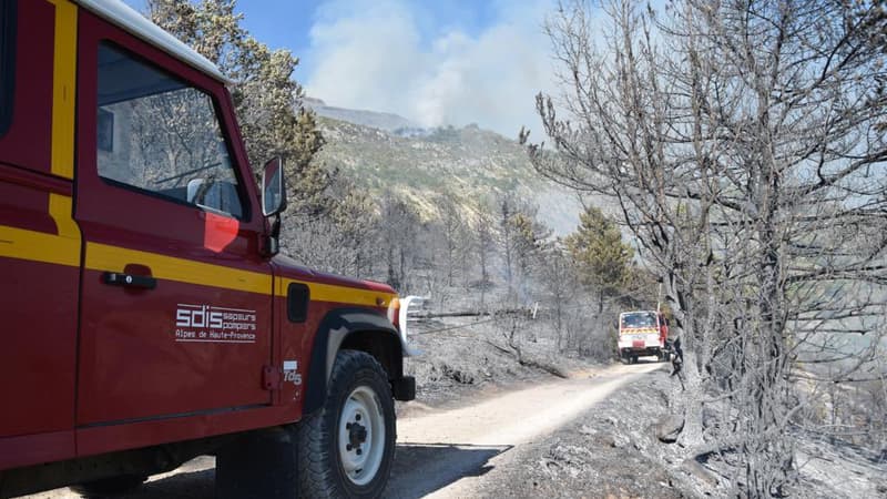 Alpes-de-Haute-Provence: l'incendie de Rougon fixé, 300 hectares brûlés