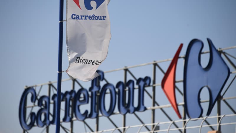 Carrefour envisage de supprimer 1000 postes en France