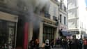 Marseille: les images de l'incroyable sauvetage de 3 enfants par des passants lors d'un incendie
