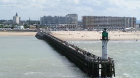 Vue de Calais, où les prix de l'immobilier baissent le plus en juillet
