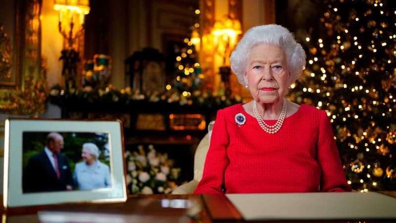 La reine Elisabeth d'Angleterre lors de son discours de voeux de Noël, le premier sans son époux disparu. Photo transmise le 23 décembre 2021.